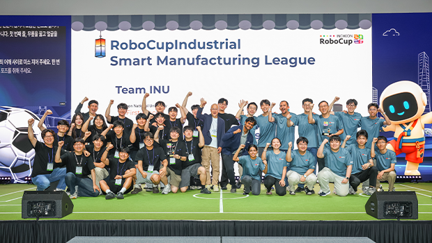 “첫 출전에 세계 정상”…인천대 TEAM INU, 로보컵 2026 SML 부문 세계 1위 대표이미지